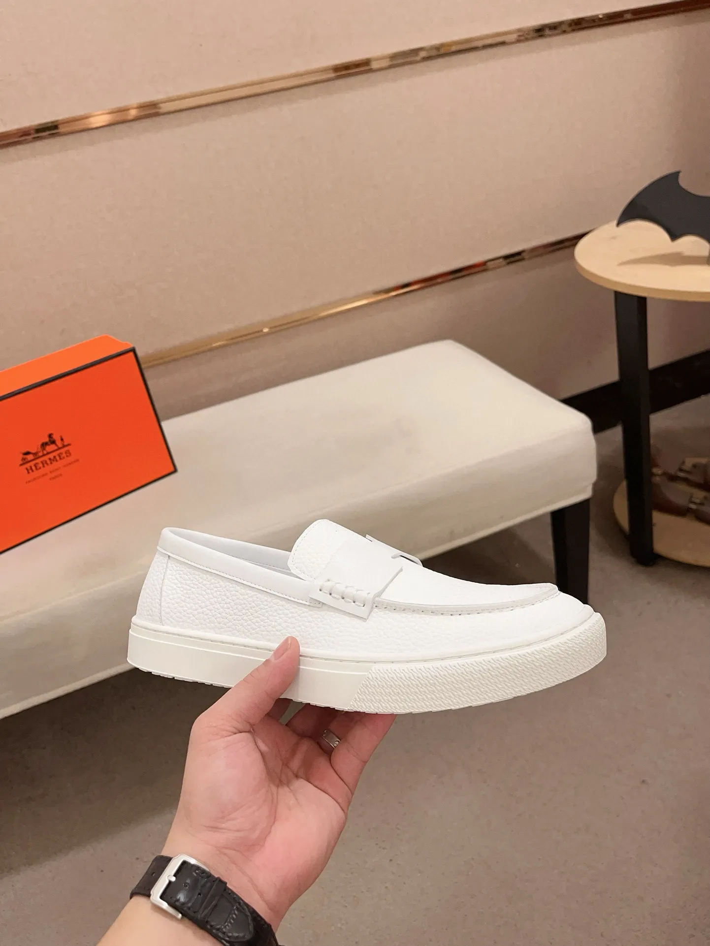 Men's clothing and shoes💰: 400💰《HERMES》【Classic Original Version】Hermès; Top 🔝 Purchasing Agency 🔍🔍Latest 🇺🇸Sold simultaneously at counters, original imported from Italy ▲▲Cow leather▲ ▲Exquisite workmanship (Italian 🇮🇹imported water-dyed 🐂cowhide lining) sole: original sole provided by the original factory, ⚠️exclusive double-layer activity·TPR·rubber·combined molded outsole; Code number: 36-46